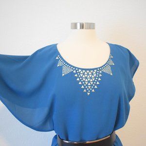 Asymmetrical blue blouse